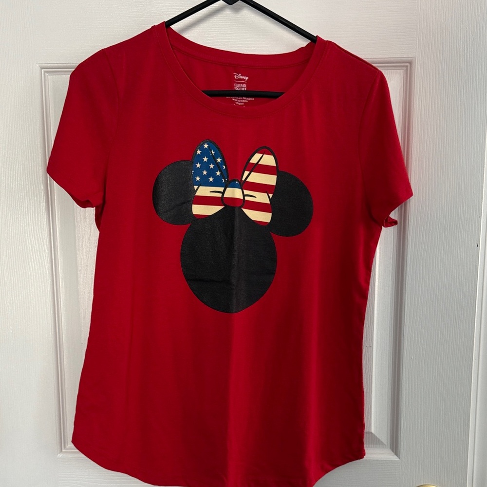 Disney Red Tee with Minnie Mouse and Flag Bow (new without tag)